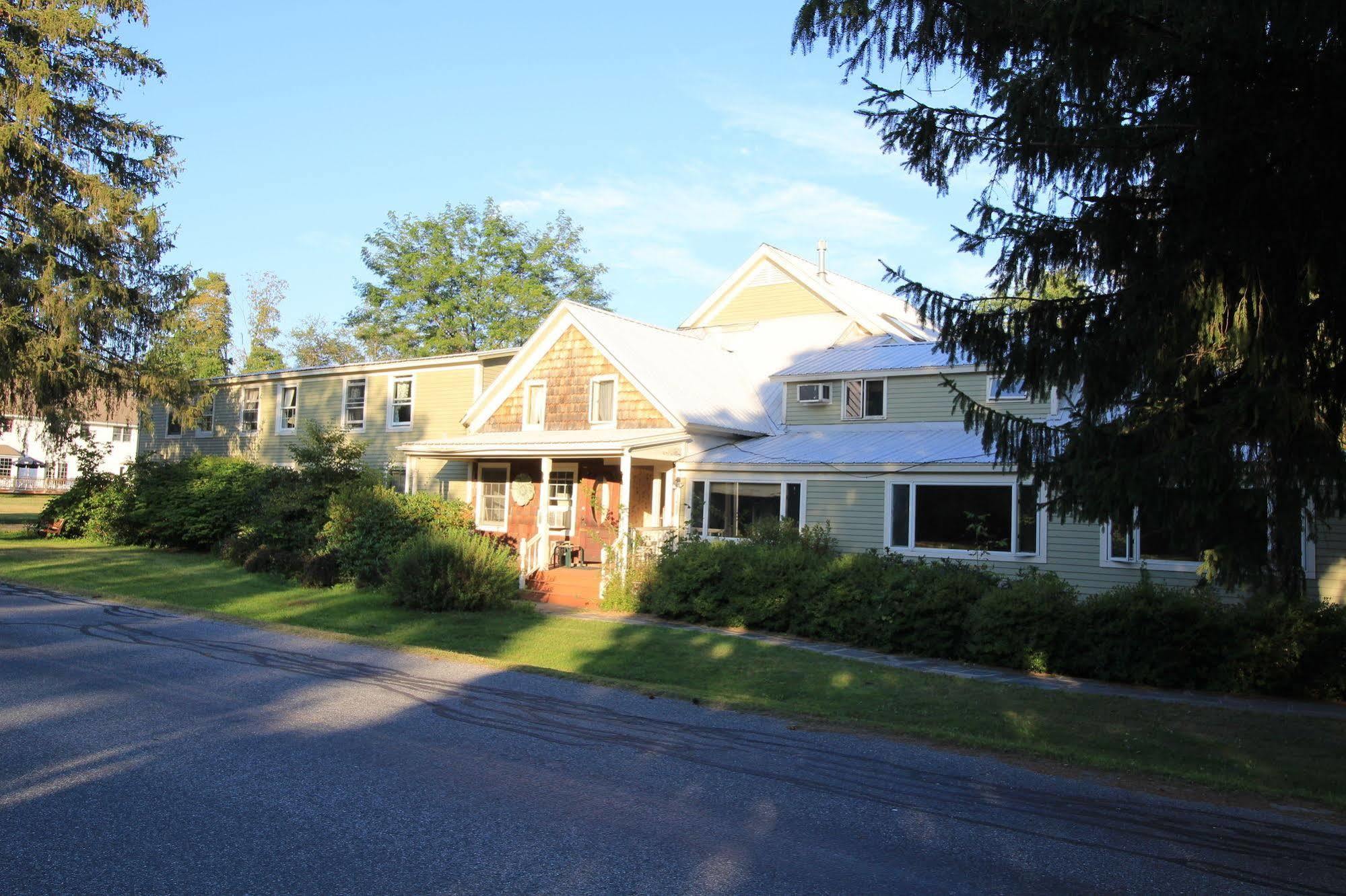 Green River Inn Sandgate Exterior photo